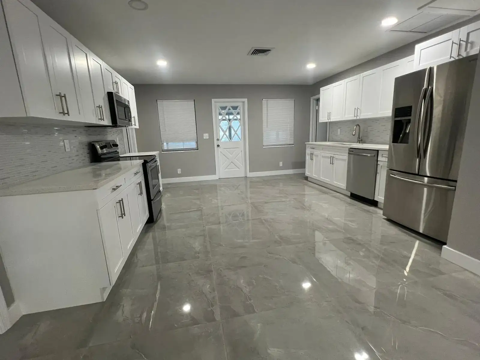129 Euclid Boulevard, Lantana FL 33462 photo 4