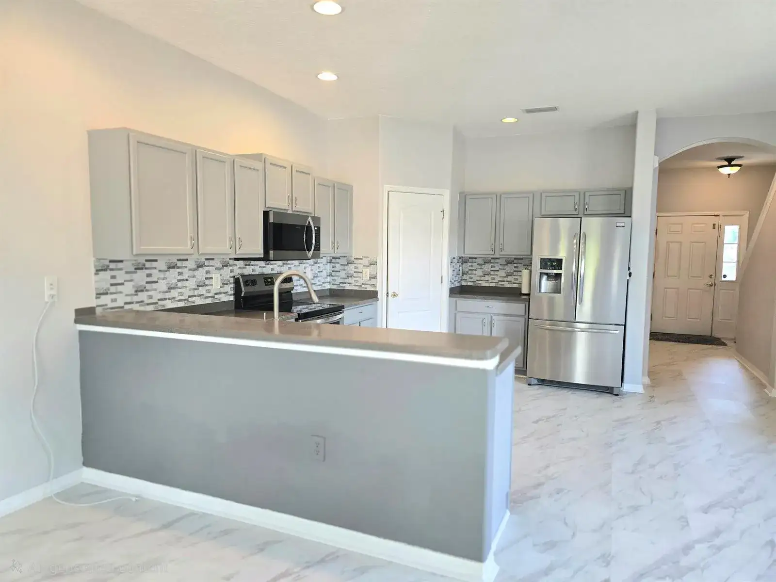 1112 Andrew Aviles Circle, Tampa FL 33619 photo 4