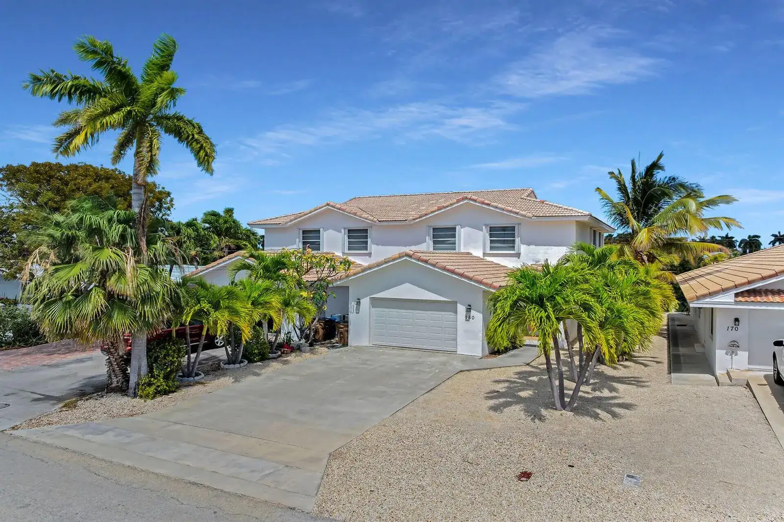 180 9th Street, FL 33051 photo 3
