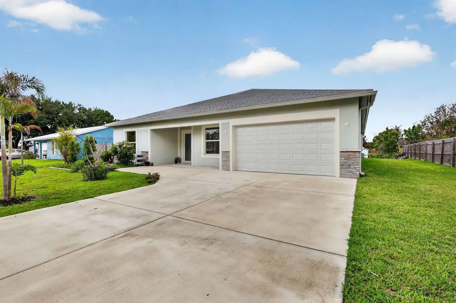 1974 SW Idaho Lane, Port St. Lucie FL 34953 photo 3