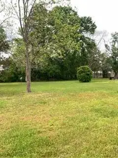 1026 Washington Avenue, FL 32440 photo 4