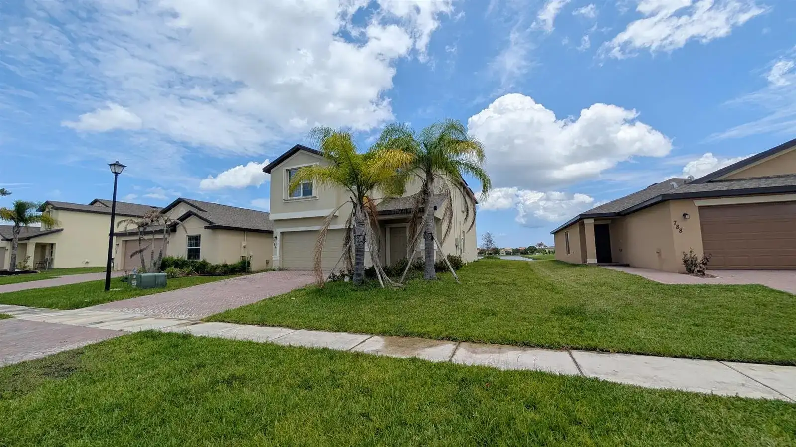786 Worlington Lane, Fort Pierce FL 34947 photo 3