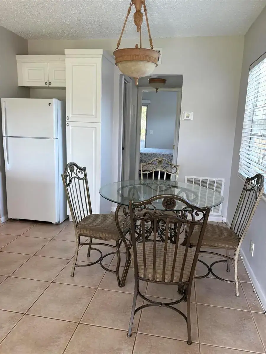 128 Norwich F, West Palm Beach FL 33417 photo 4