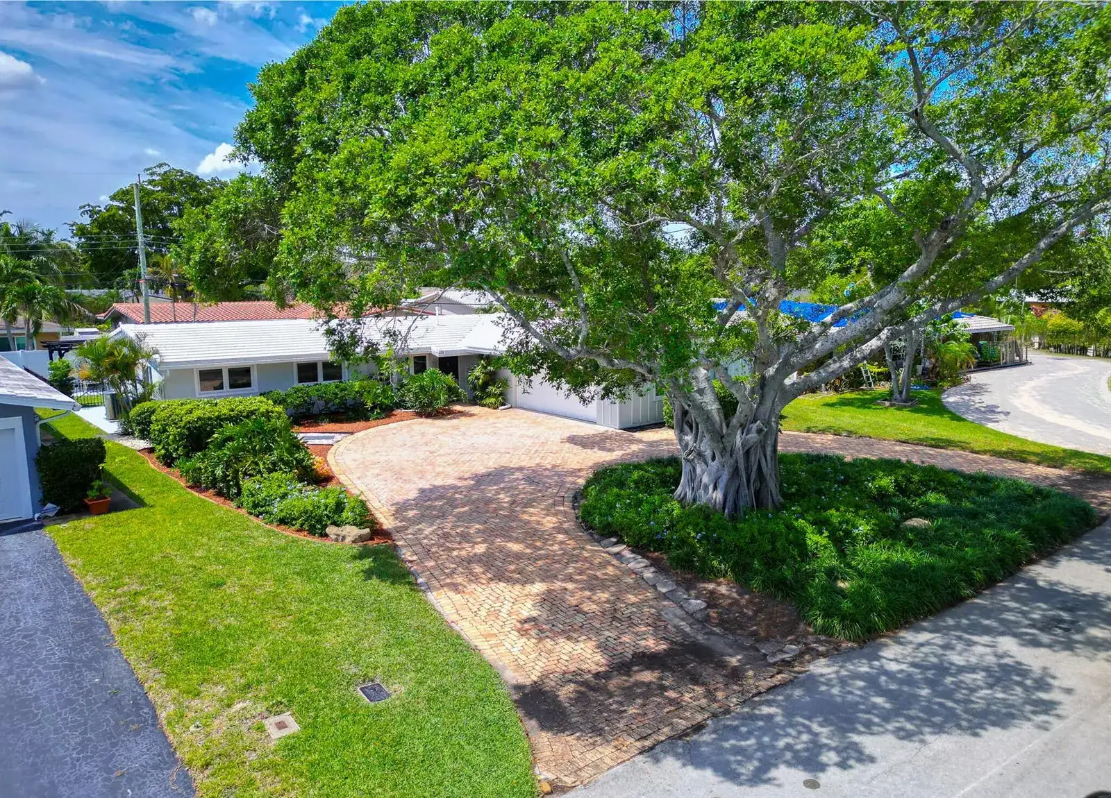 2110 NE 55th Street, Fort Lauderdale FL 33308 photo 2