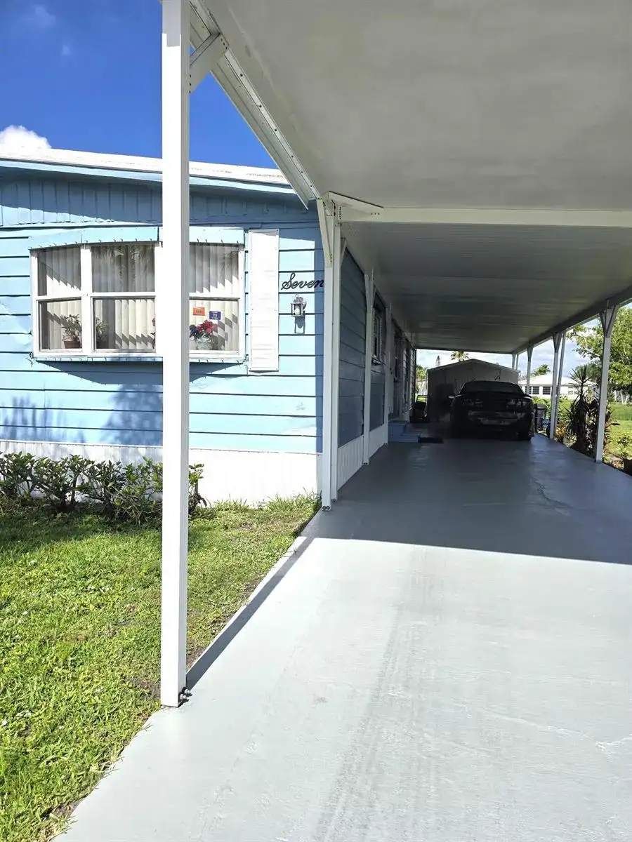 7 Madrid Lane, Port St. Lucie FL 34952 photo 3