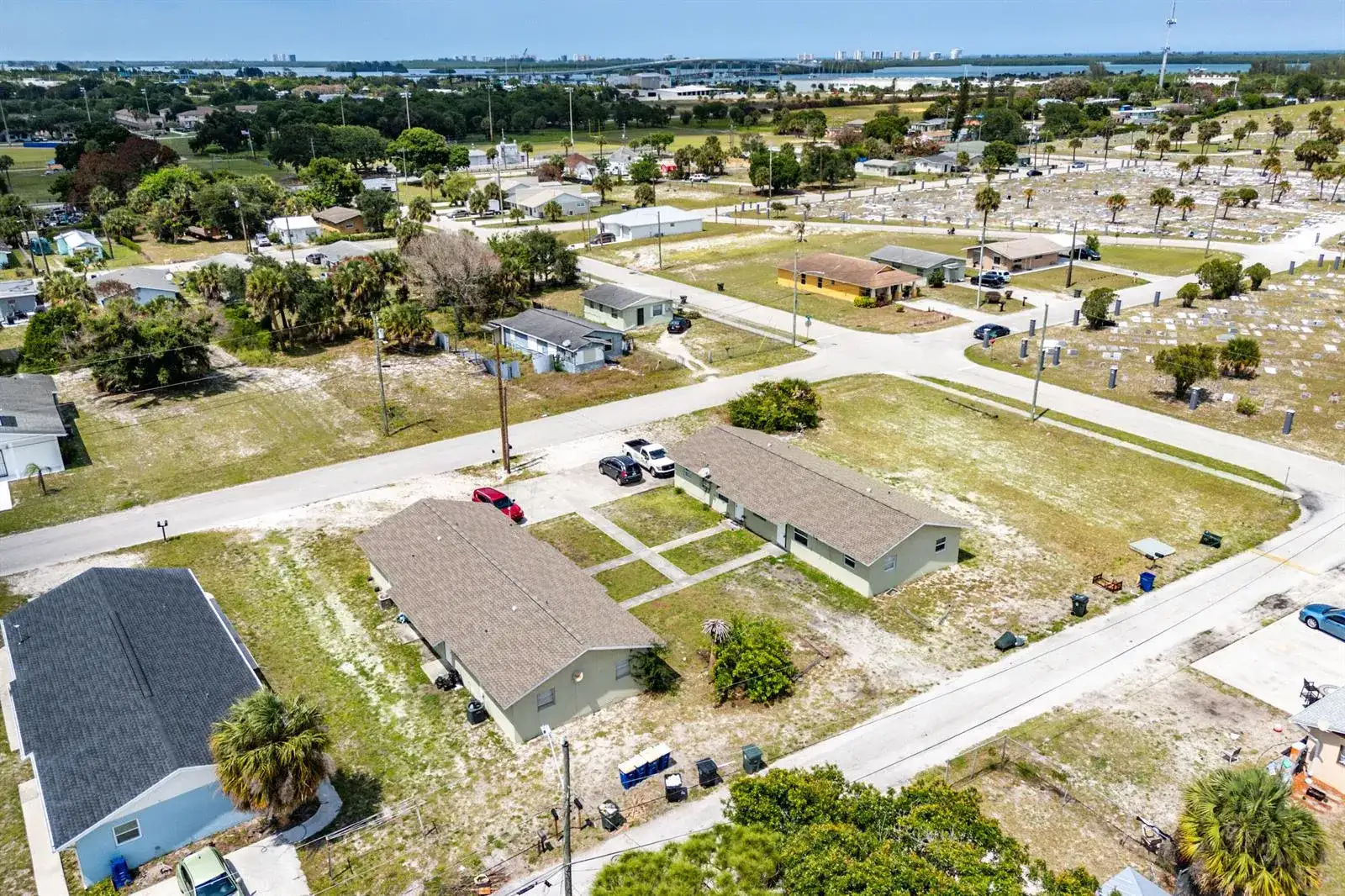 1205 Ave K, Fort Pierce FL 34950 photo 2