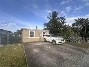 728 SW 6th Street # 2, Dania Beach FL 33004 photo 2