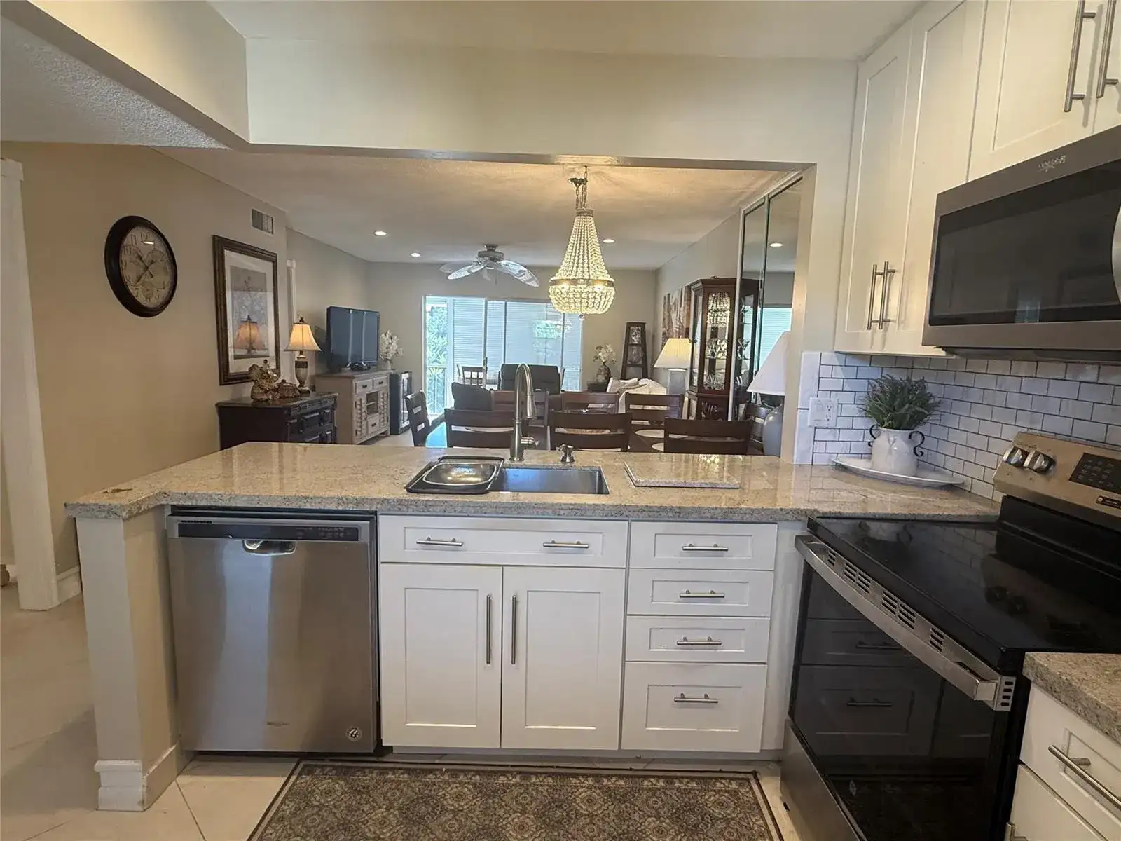 32 Abbey Lane # 207, Delray Beach FL 33446 photo 4