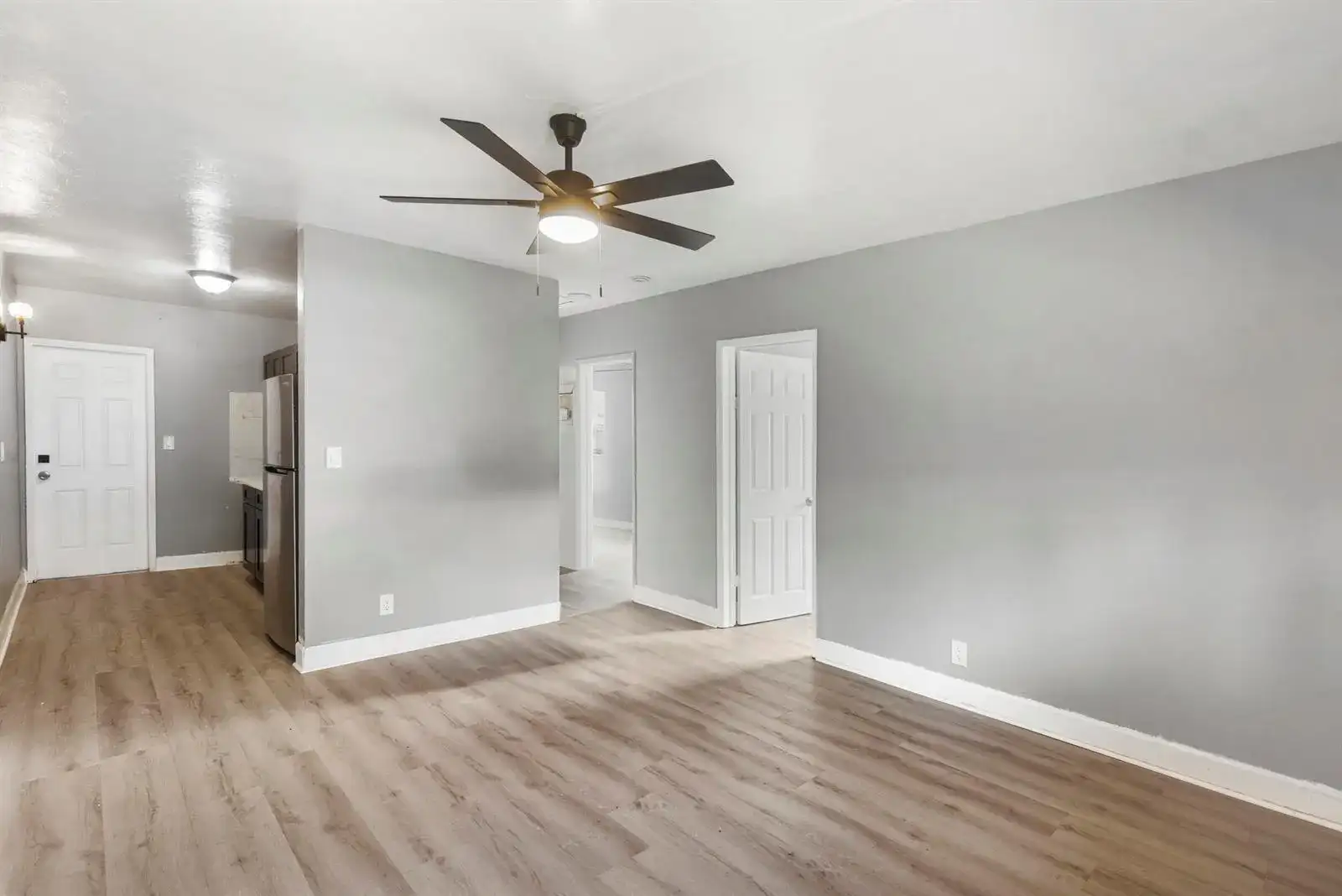 730 NW 4th Avenue, Fort Lauderdale FL 33311 photo 2