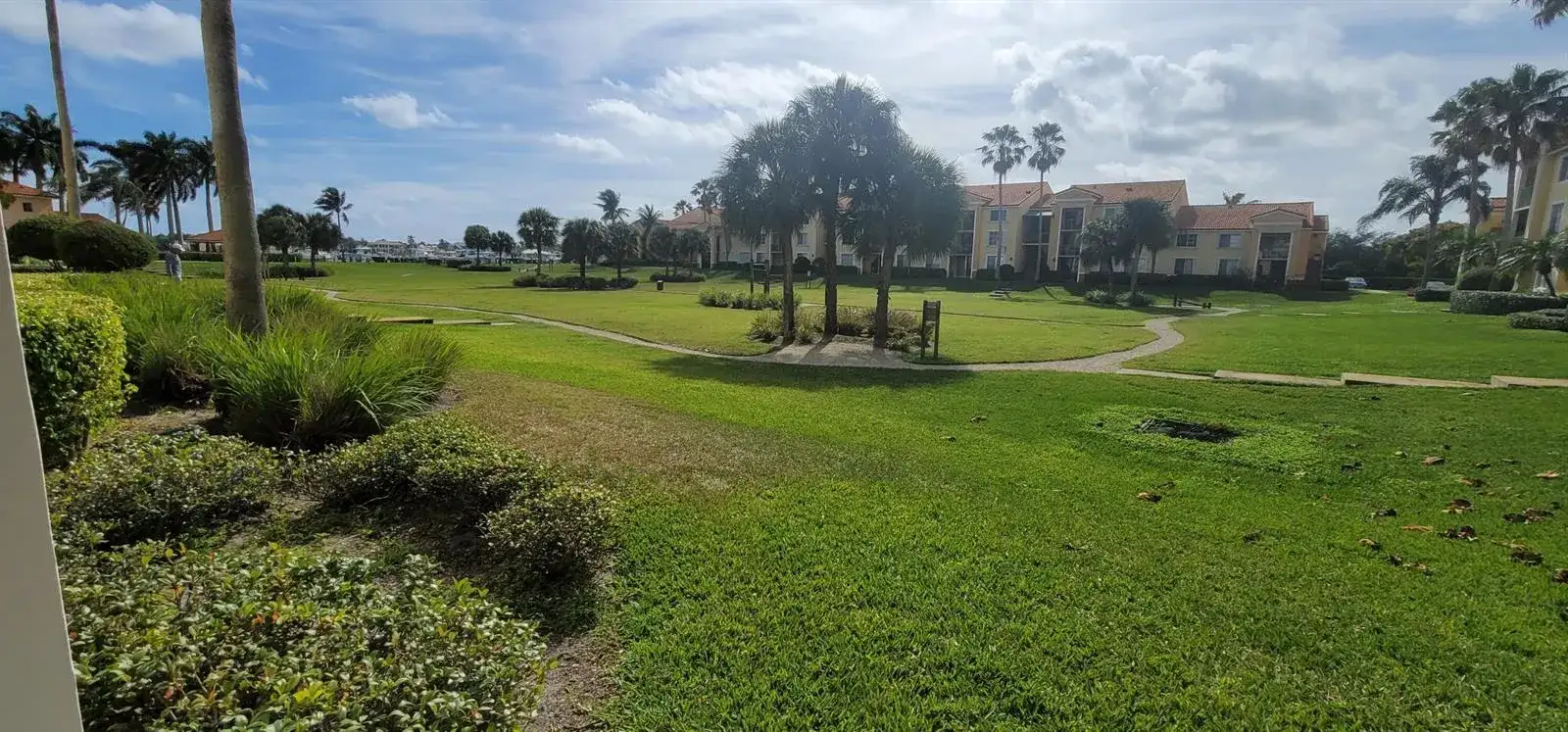 145 Yacht Club Way # 112, Hypoluxo FL 33462 photo 4