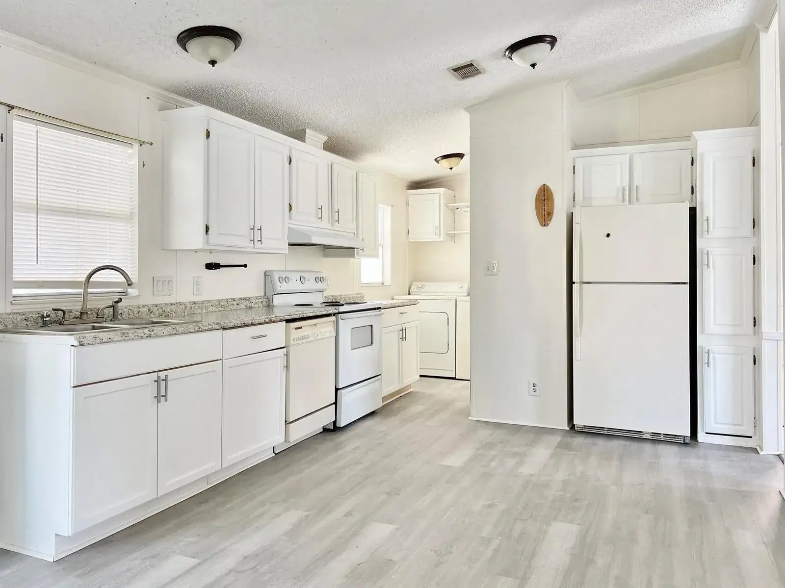 183 Plantation Boulevard, Lake Worth FL 33467 photo 4