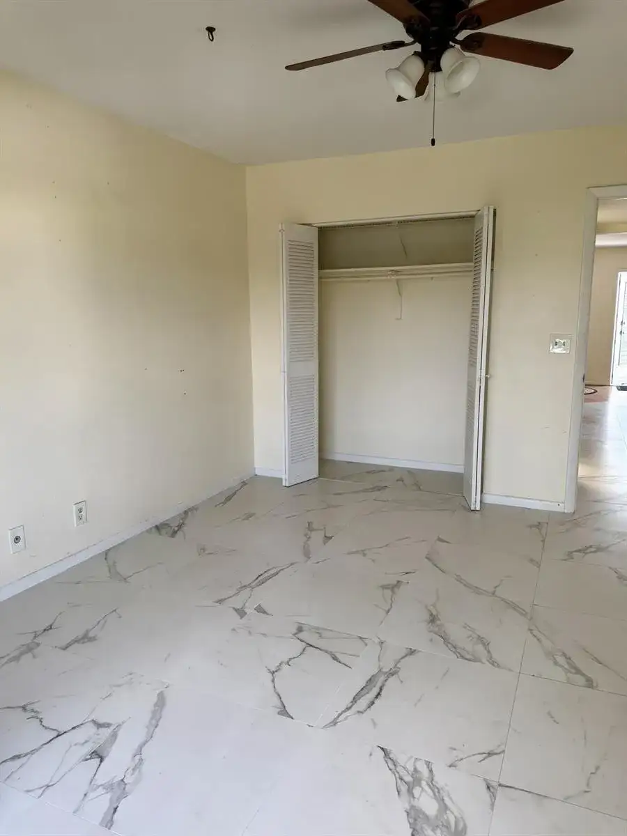 66 Coventry C, West Palm Beach FL 33417 photo 3