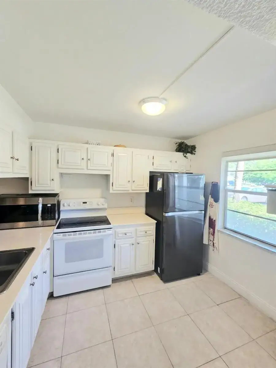 2703 Nassau Bend # D1, Coconut Creek FL 33066 photo 4