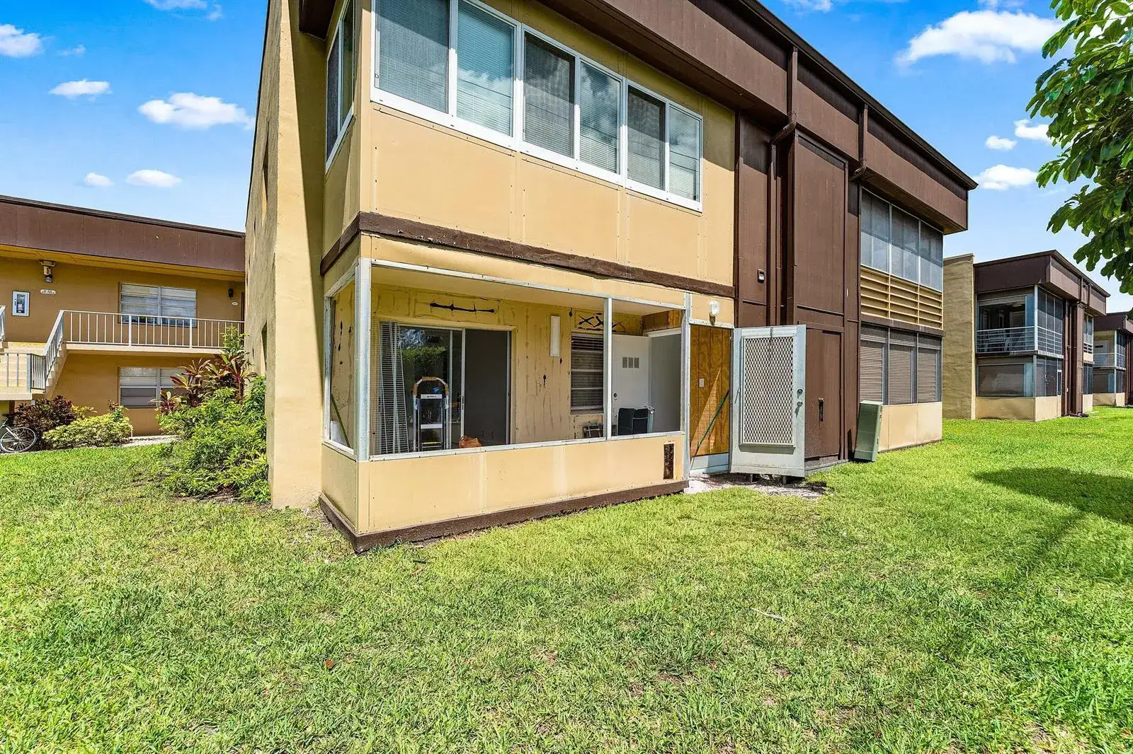 790 Burgundy Q, Delray Beach FL 33484 photo 4