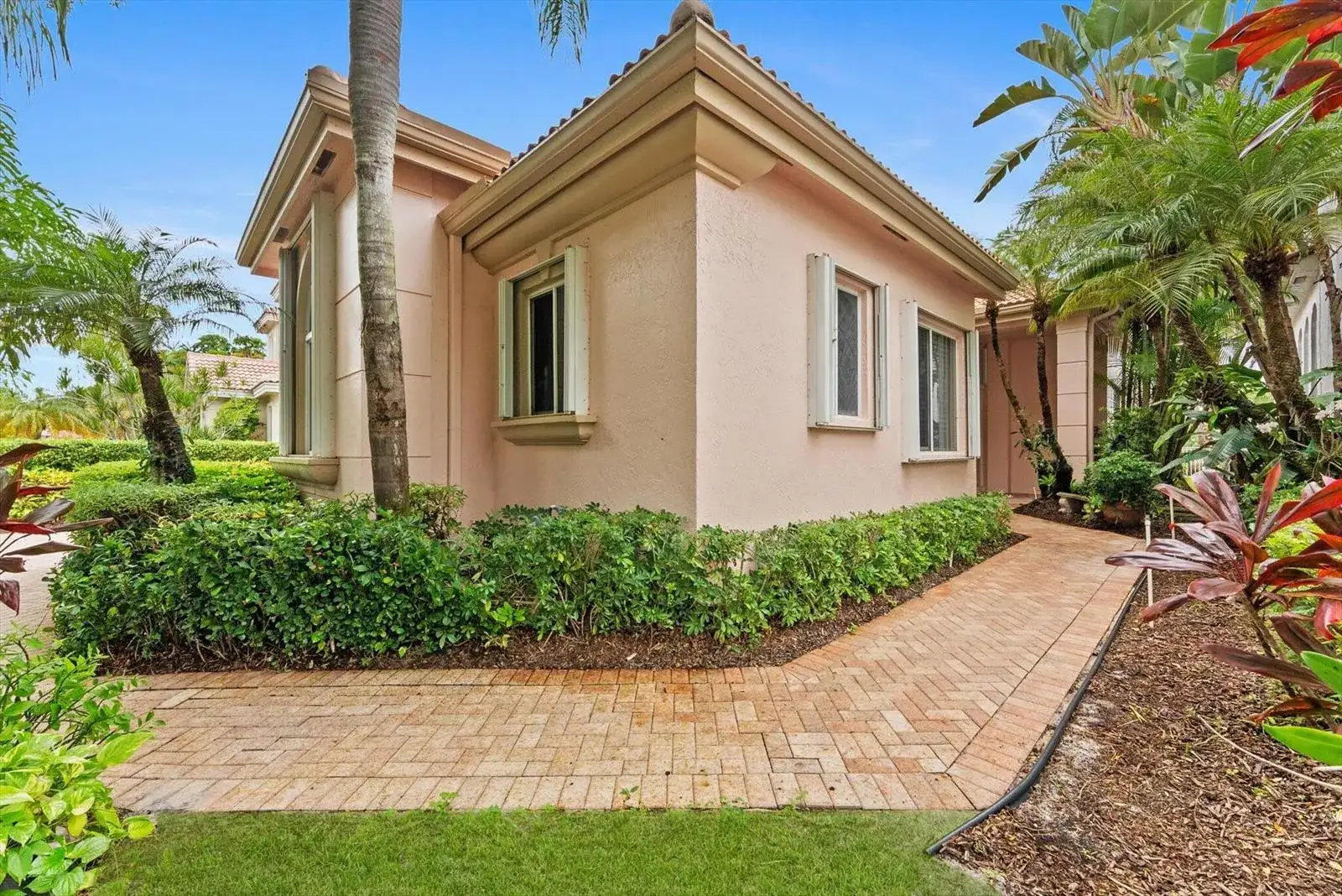 7081 Mallorca Crescent, Boca Raton FL 33433 photo 2
