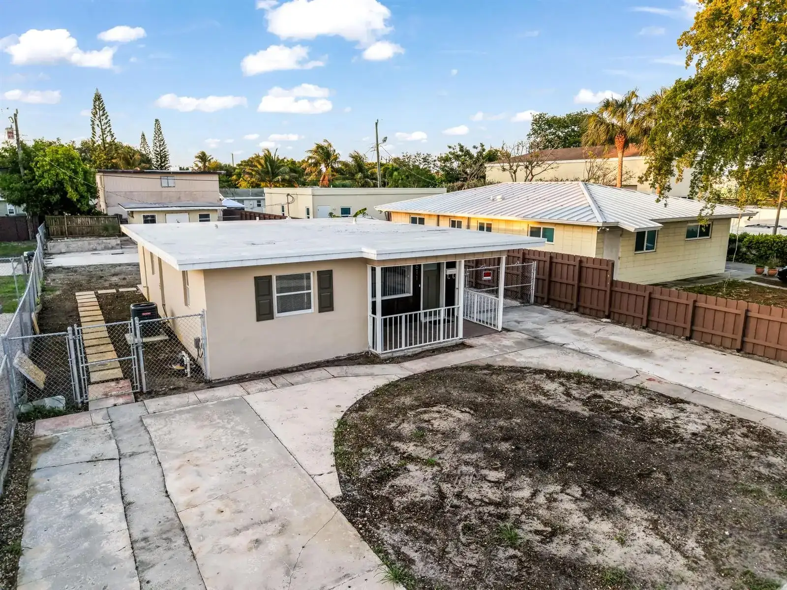 611 NE 34th Street, Pompano Beach FL 33064 photo 4