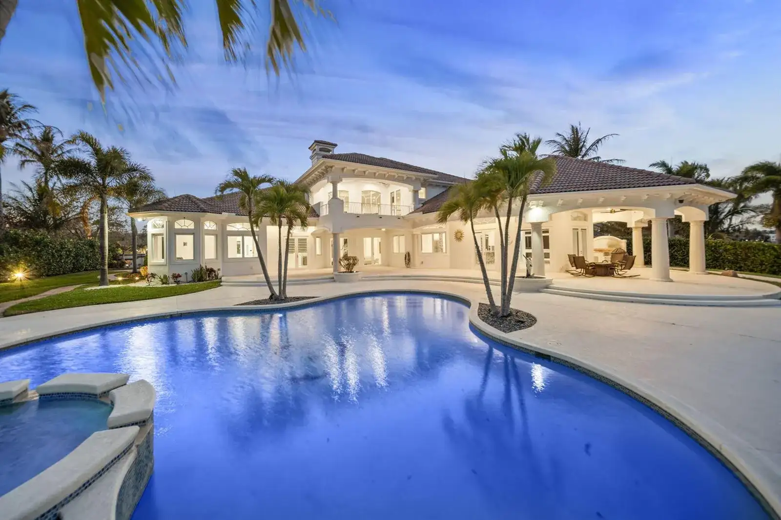1735 SE St Lucie Boulevard, Stuart FL 34996 photo 3
