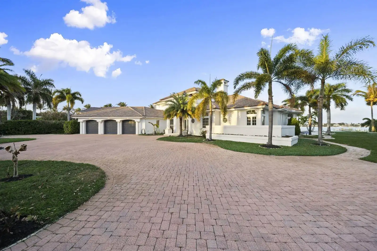 1735 SE St Lucie Boulevard, Stuart FL 34996 photo 4