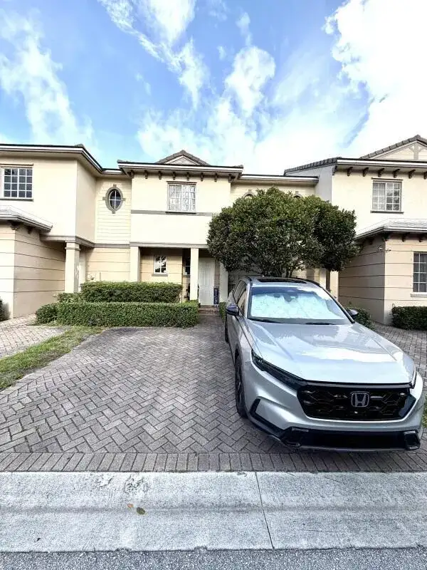 1205 Abaco Lane, Riviera Beach FL 33404 photo 2