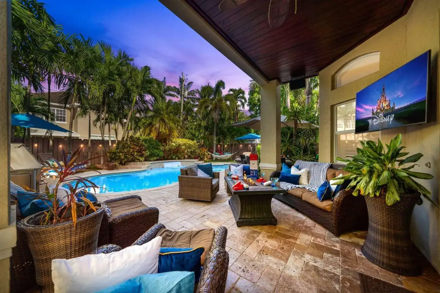 512 NE 12th Avenue, Fort Lauderdale FL 33301 photo 3
