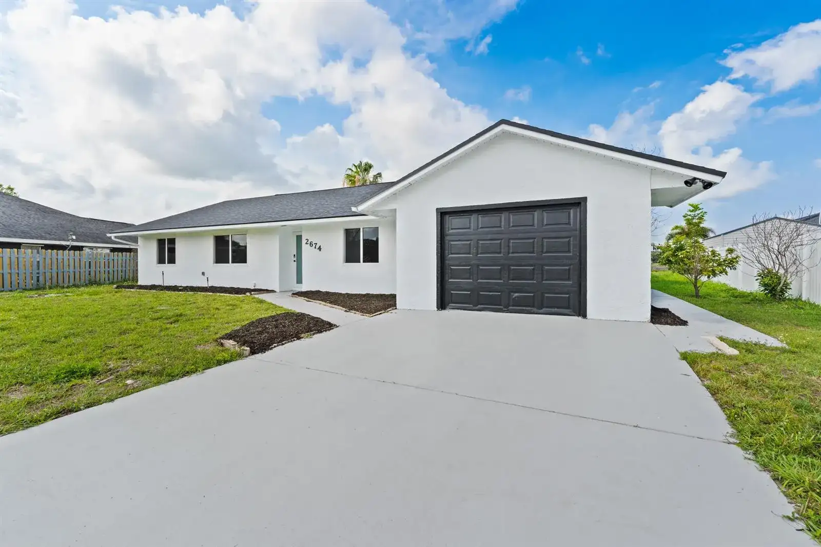 2674 SW Monterrey Lane, Port St. Lucie FL 34953 photo 3