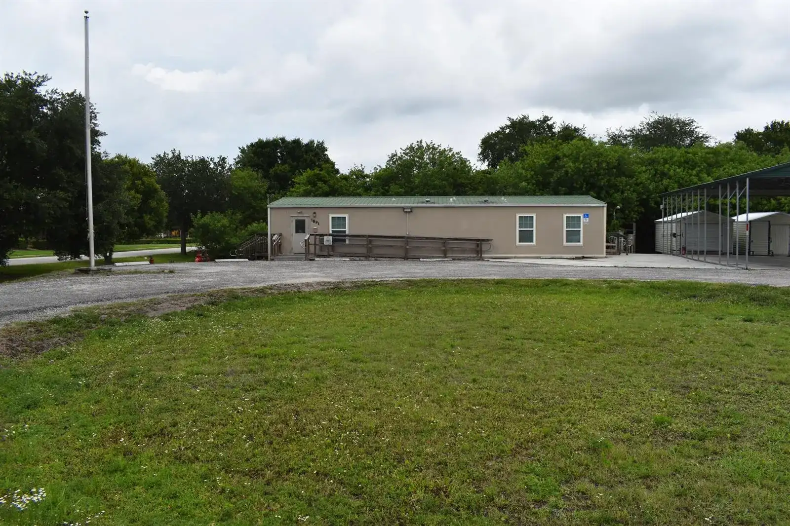 1893 90th Avenue, Vero Beach FL 32966 photo 3