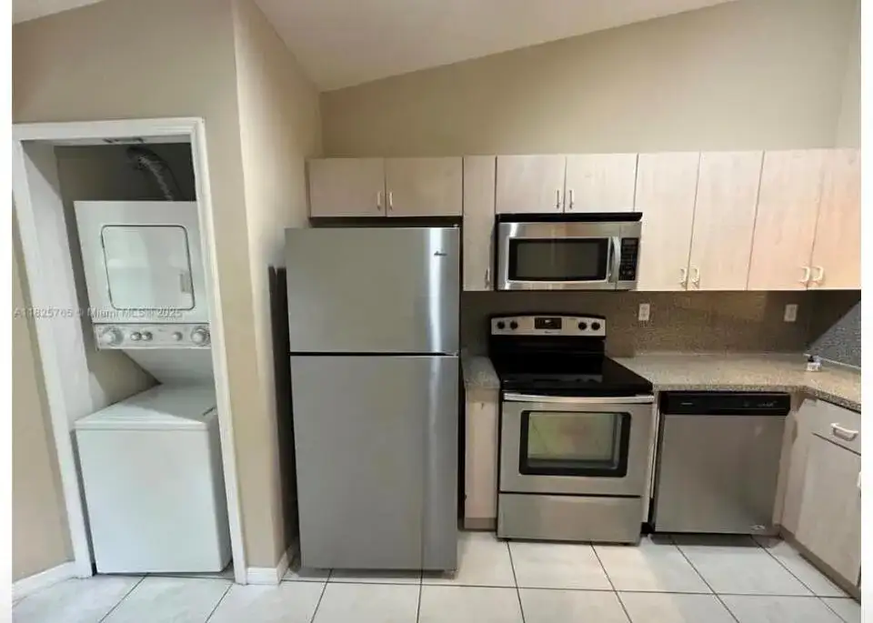 1250 SE 26th Street # 204, Homestead FL 33035 photo 2