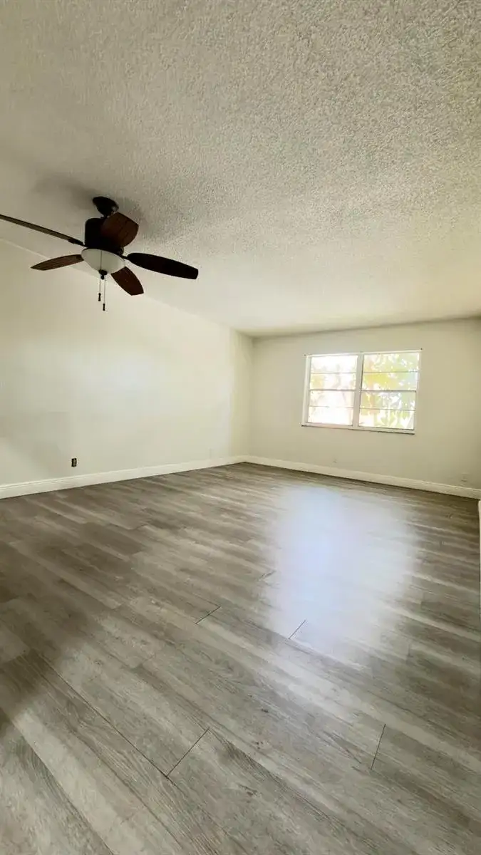 4364 NW 9th # 2a, Deerfield Beach FL 33064 photo 3