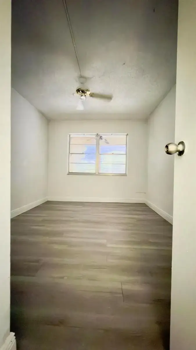 4364 NW 9th # 2a, Deerfield Beach FL 33064 photo 5