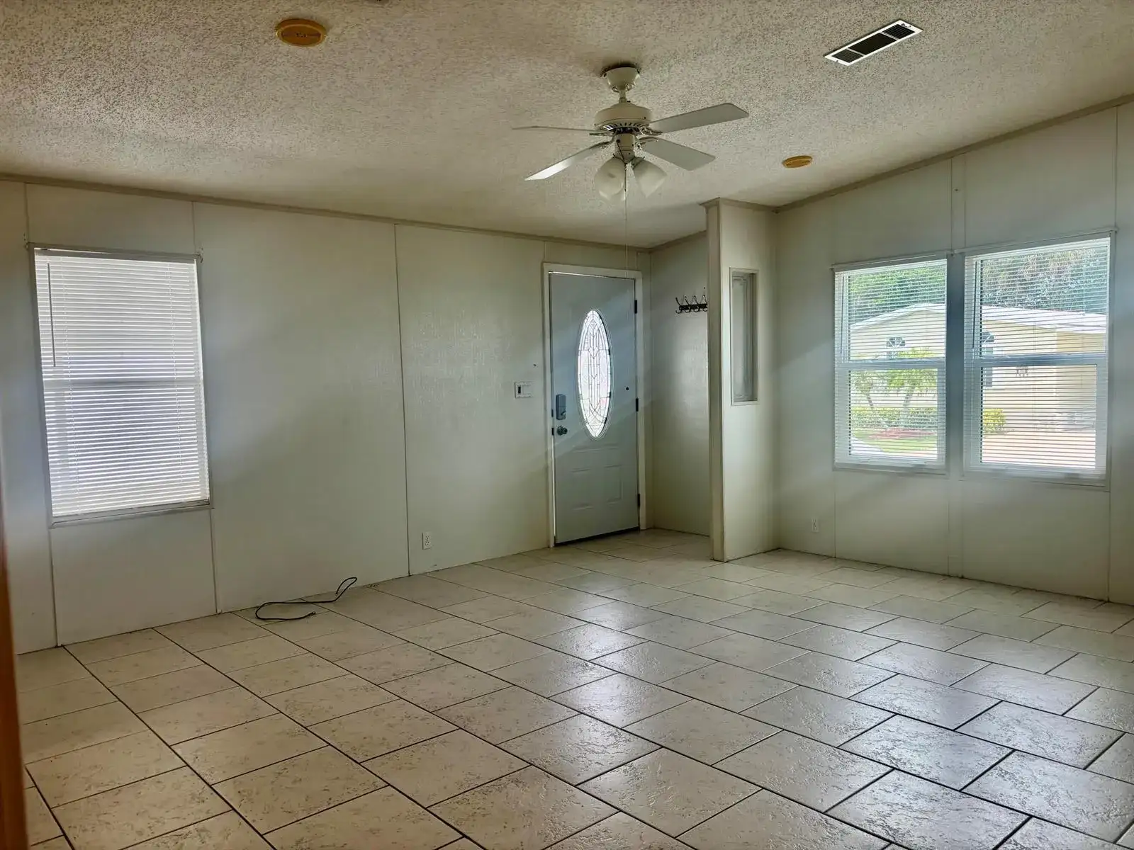 1586 SW 35th Circle, Okeechobee FL 34974 photo 2