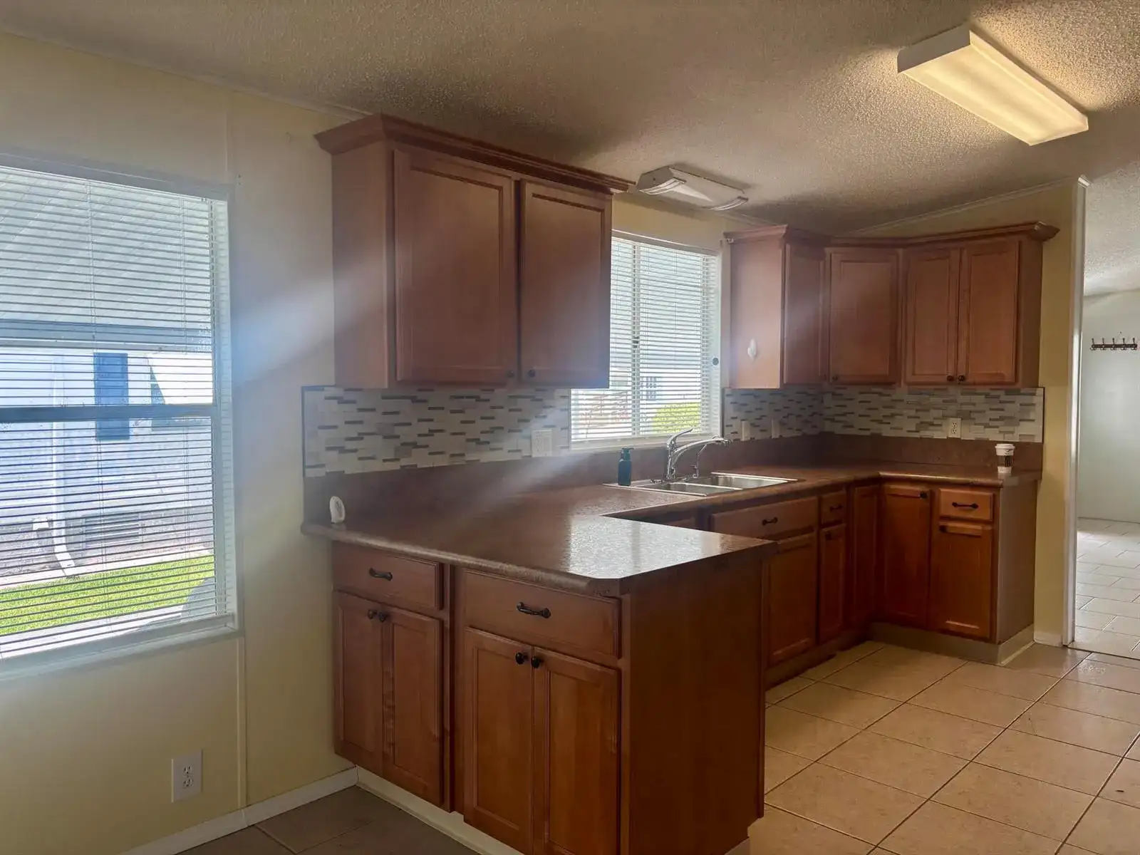 1586 SW 35th Circle, Okeechobee FL 34974 photo 3