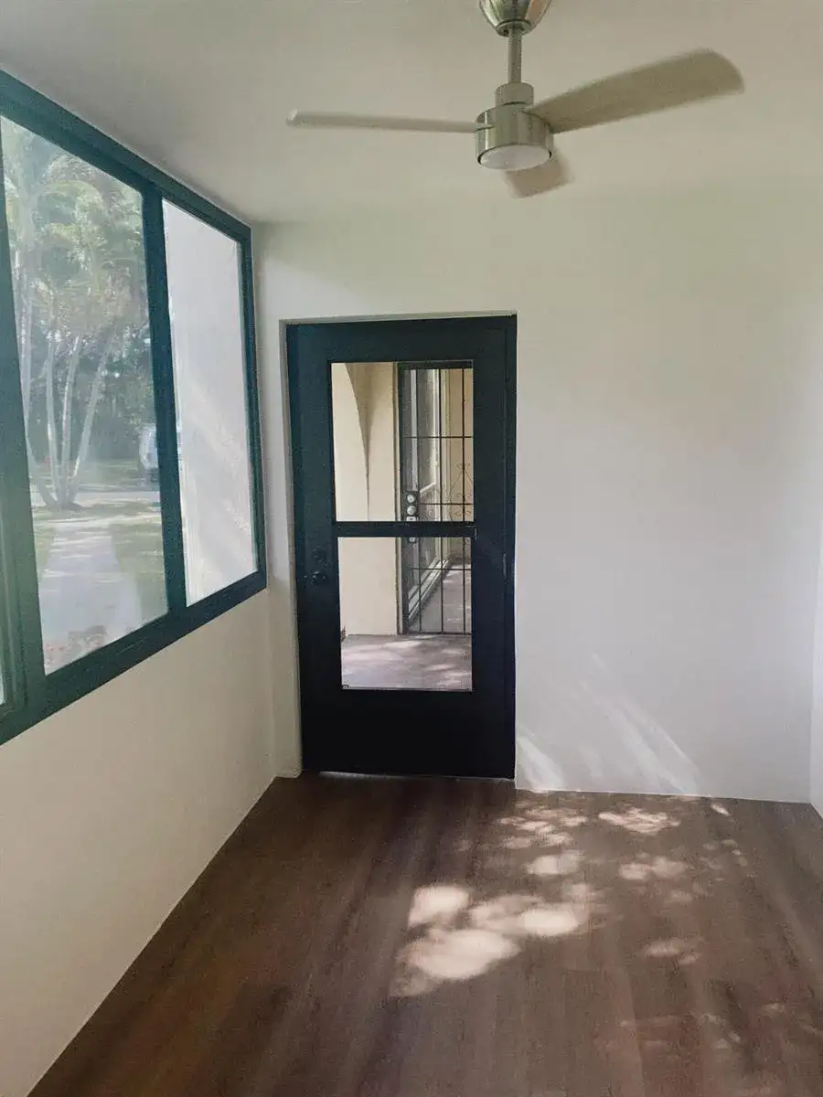 5993 La Pinata Boulevard # D1, FL 33463 photo 3