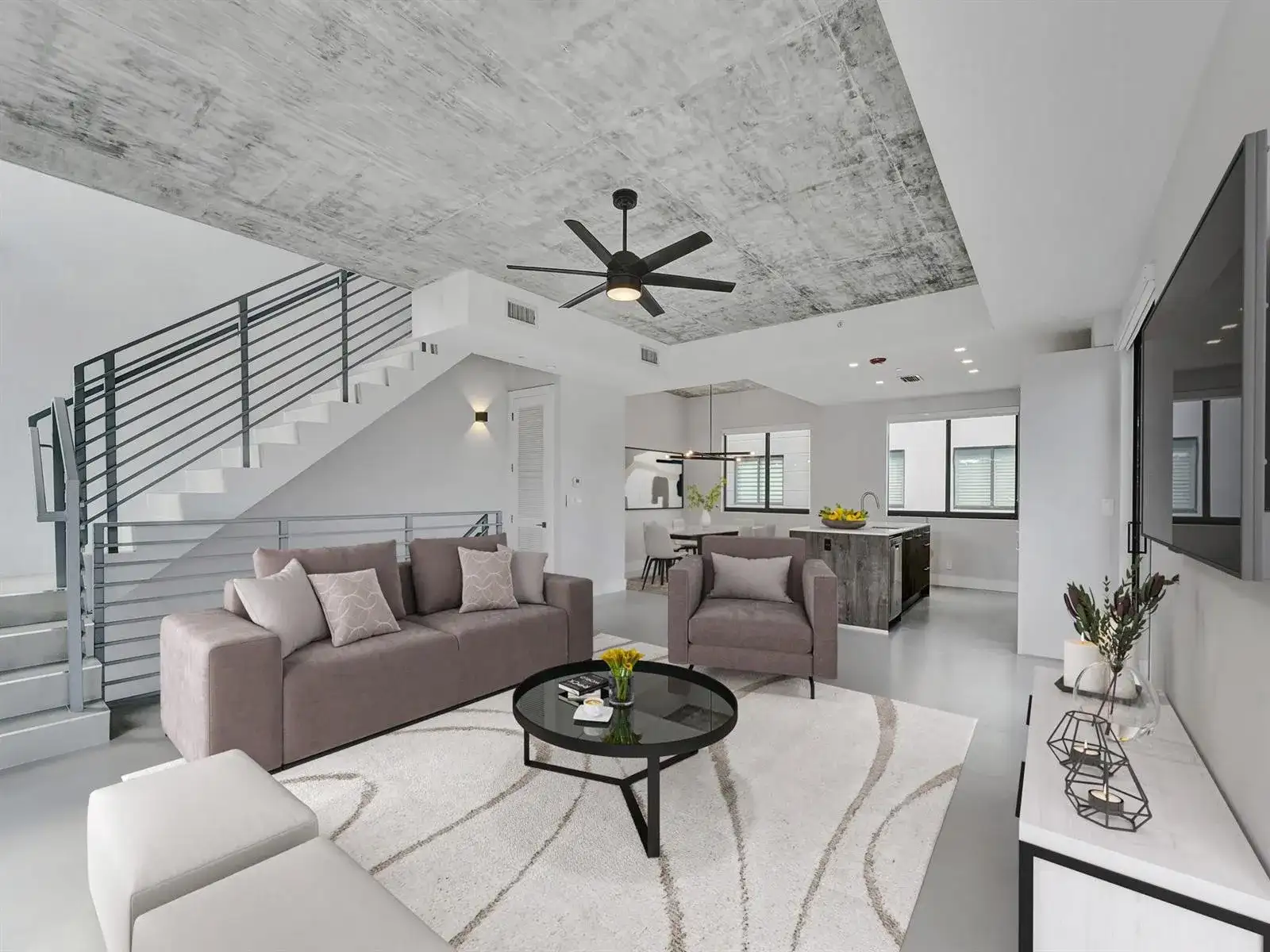 924 NE 4th Street, Fort Lauderdale FL 33301 photo 2