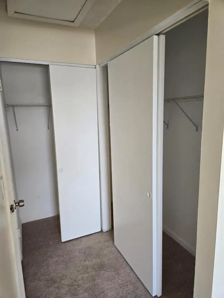 1814 Abbey Road # 204, West Palm Beach FL 33415 photo 2