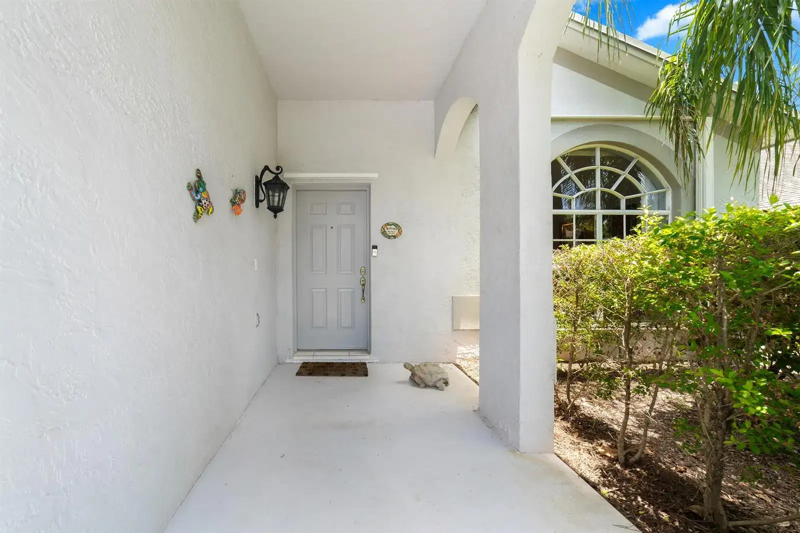 2211 Soundings Court, FL 33413 photo 3