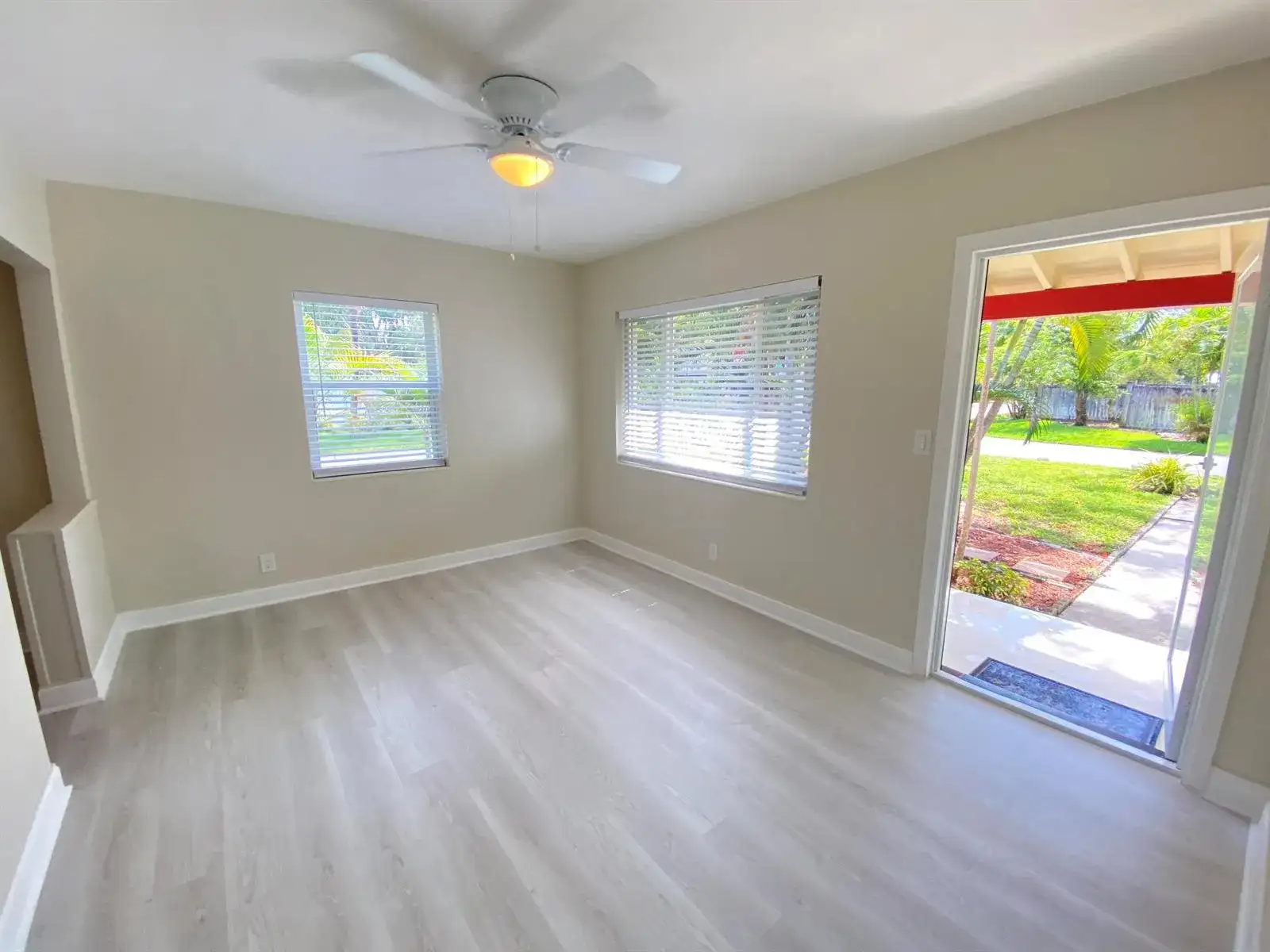 1645 NE 16th Avenue, Fort Lauderdale FL 33305 photo 3