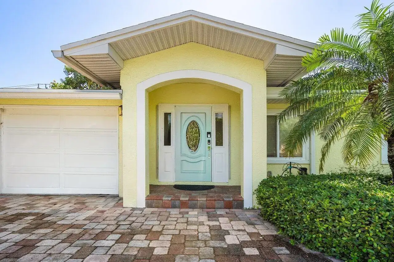 671 Lindell Boulevard, Delray Beach FL 33444 photo 3