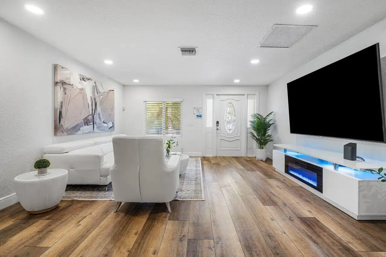 671 Lindell Boulevard, Delray Beach FL 33444 photo 4