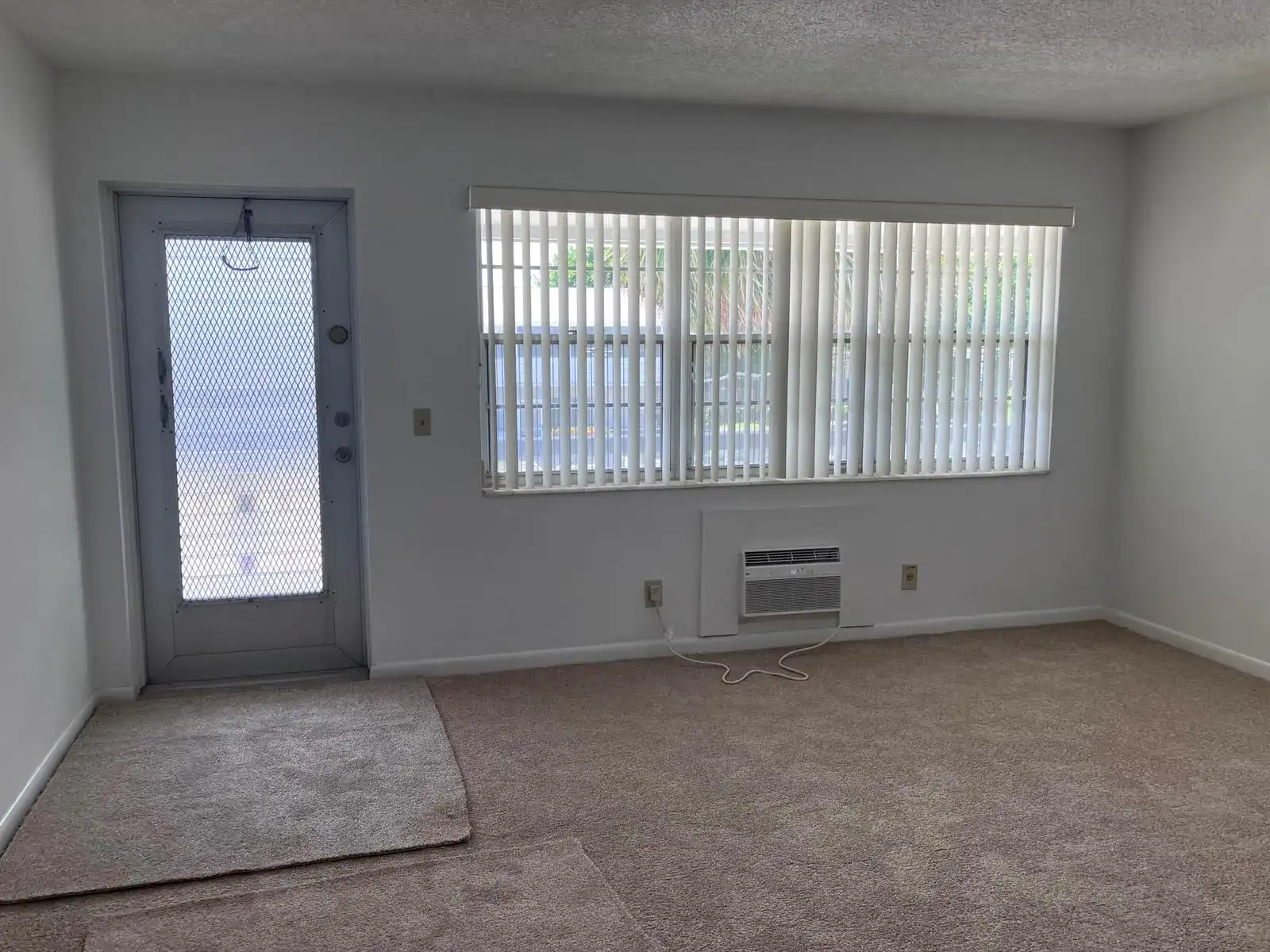 364 Northampton R, West Palm Beach FL 33417 photo 4