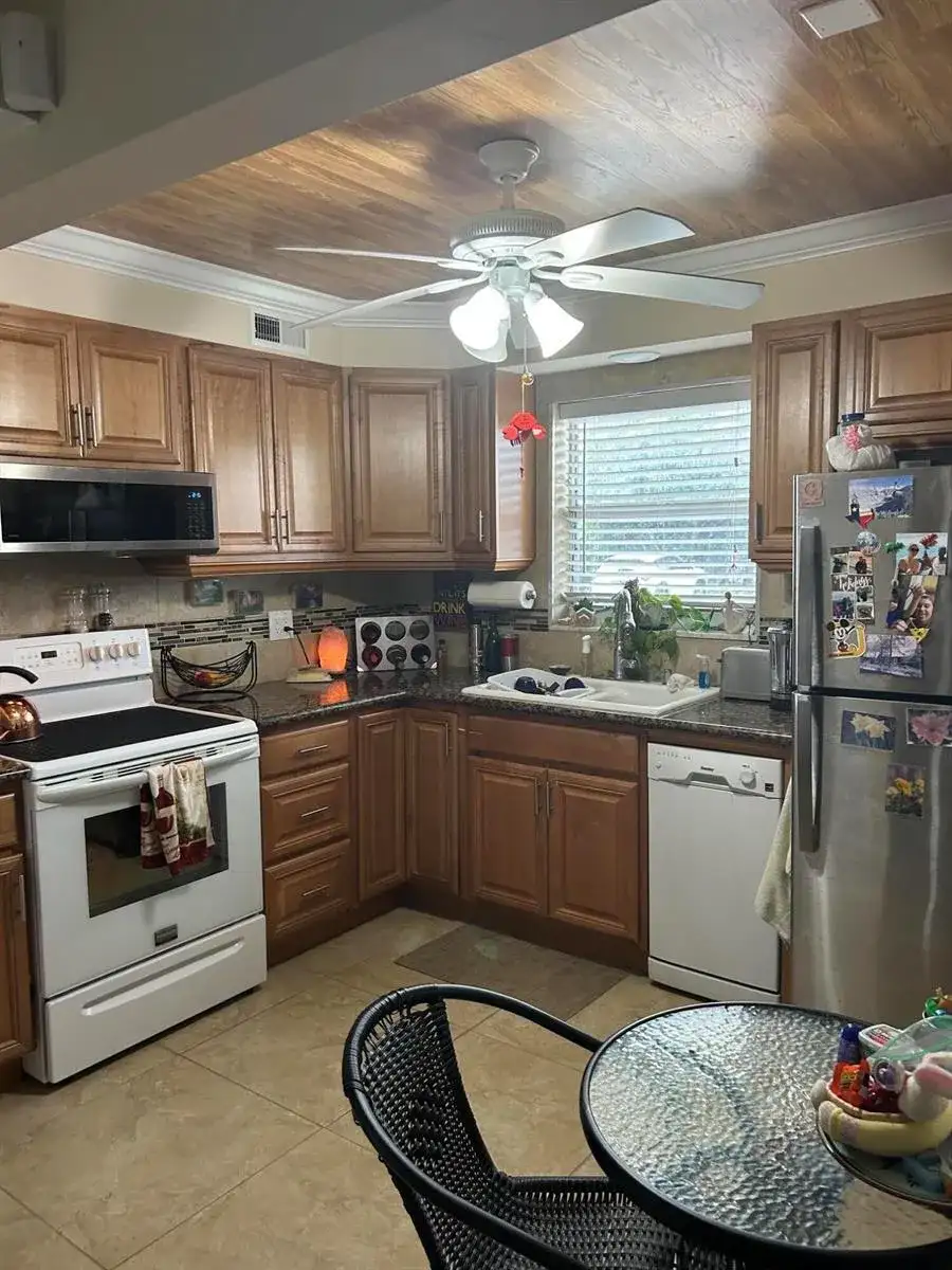 770 Lori Drive # 245, Palm Springs FL 33461 photo 3