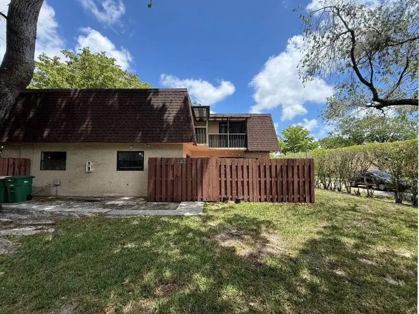 5818 Swordfish Court # B, Tamarac FL 33319 photo 2