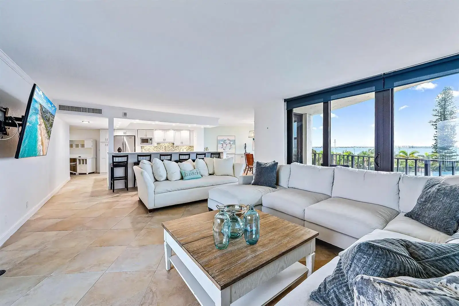 5420 N Ocean Drive # 305, Singer Island FL 33404 photo 3