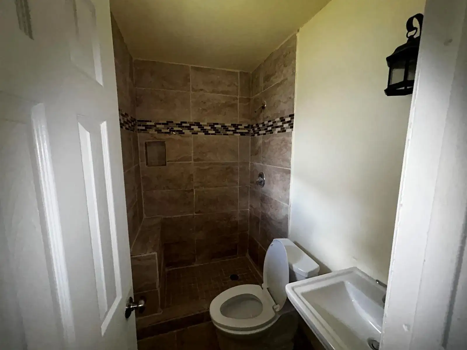 2691 NW 8th Street, Pompano Beach FL 33069 photo 4
