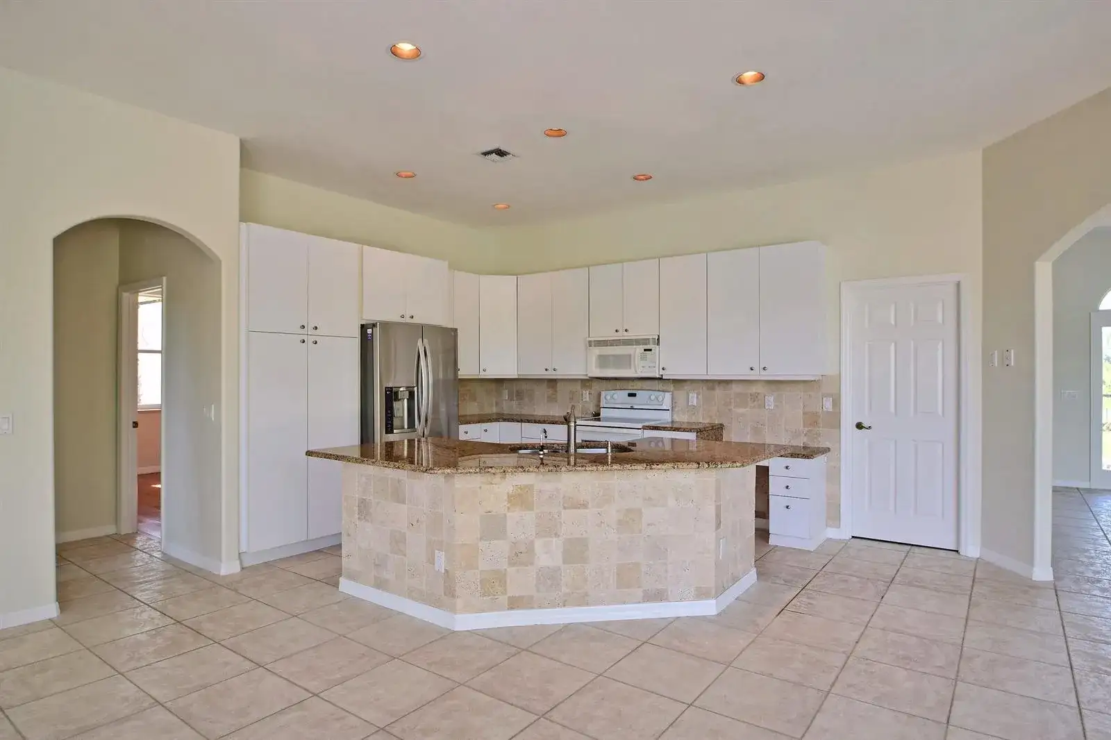 705 Bahia Mar Road, FL photo 4