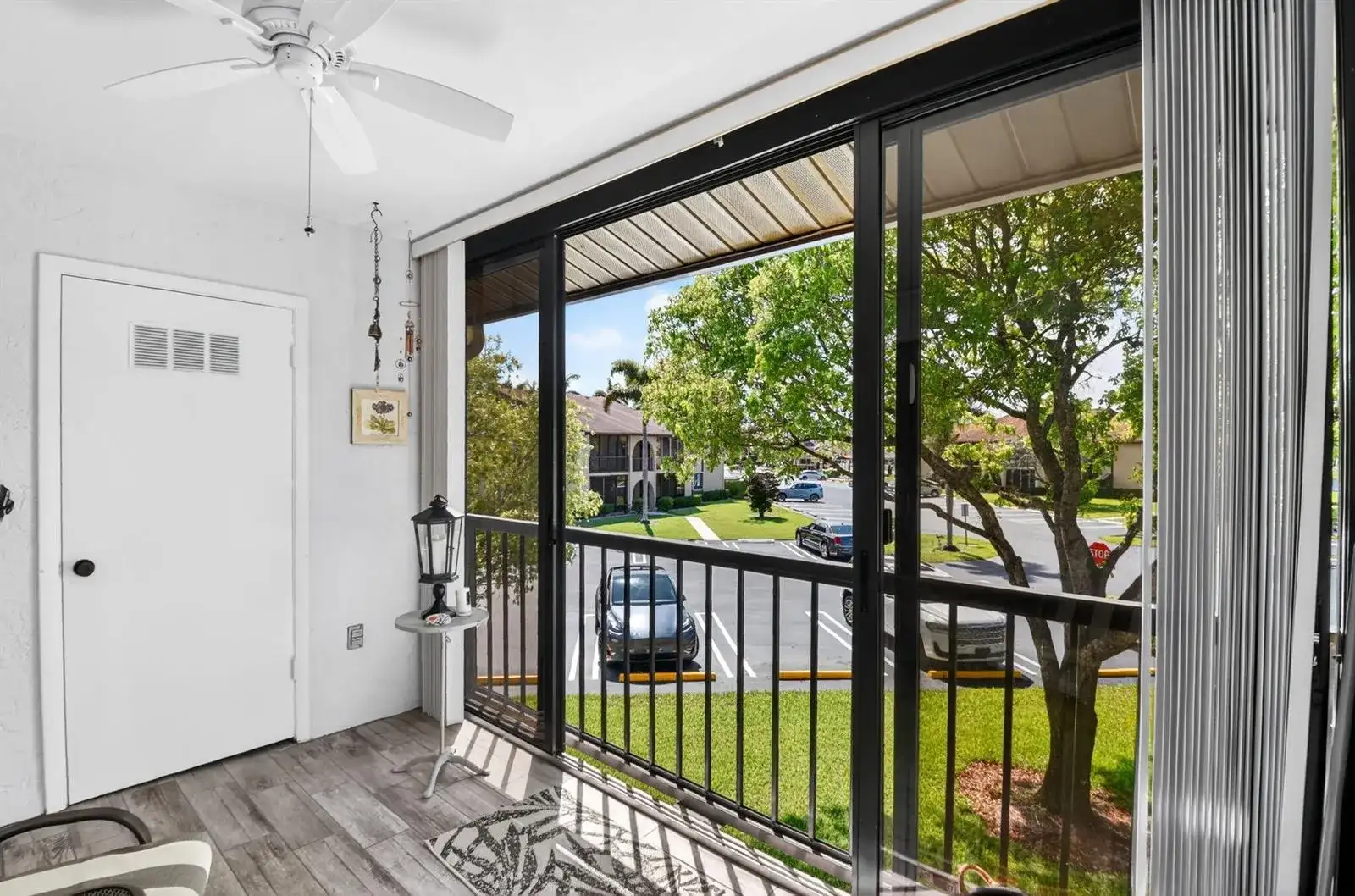 207 Pine Hov Circle # D2, FL 33463 photo 4