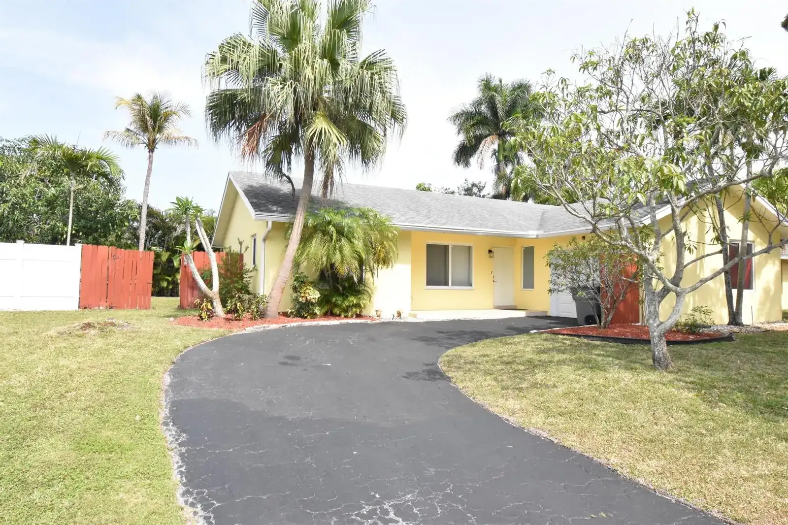 9426 Southampton Place, Boca Raton FL 33434 photo 2