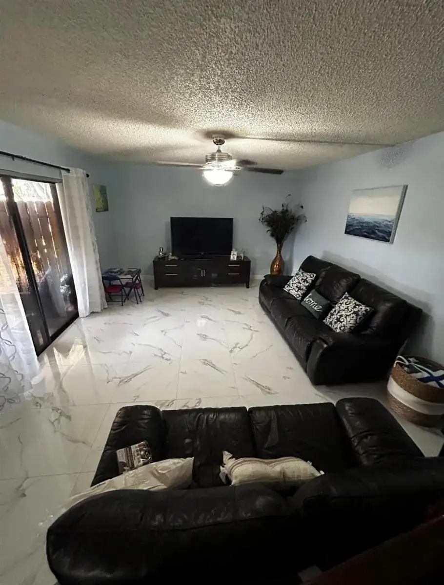 341 Lake Arbor Drive, Palm Springs FL 33461 photo 5