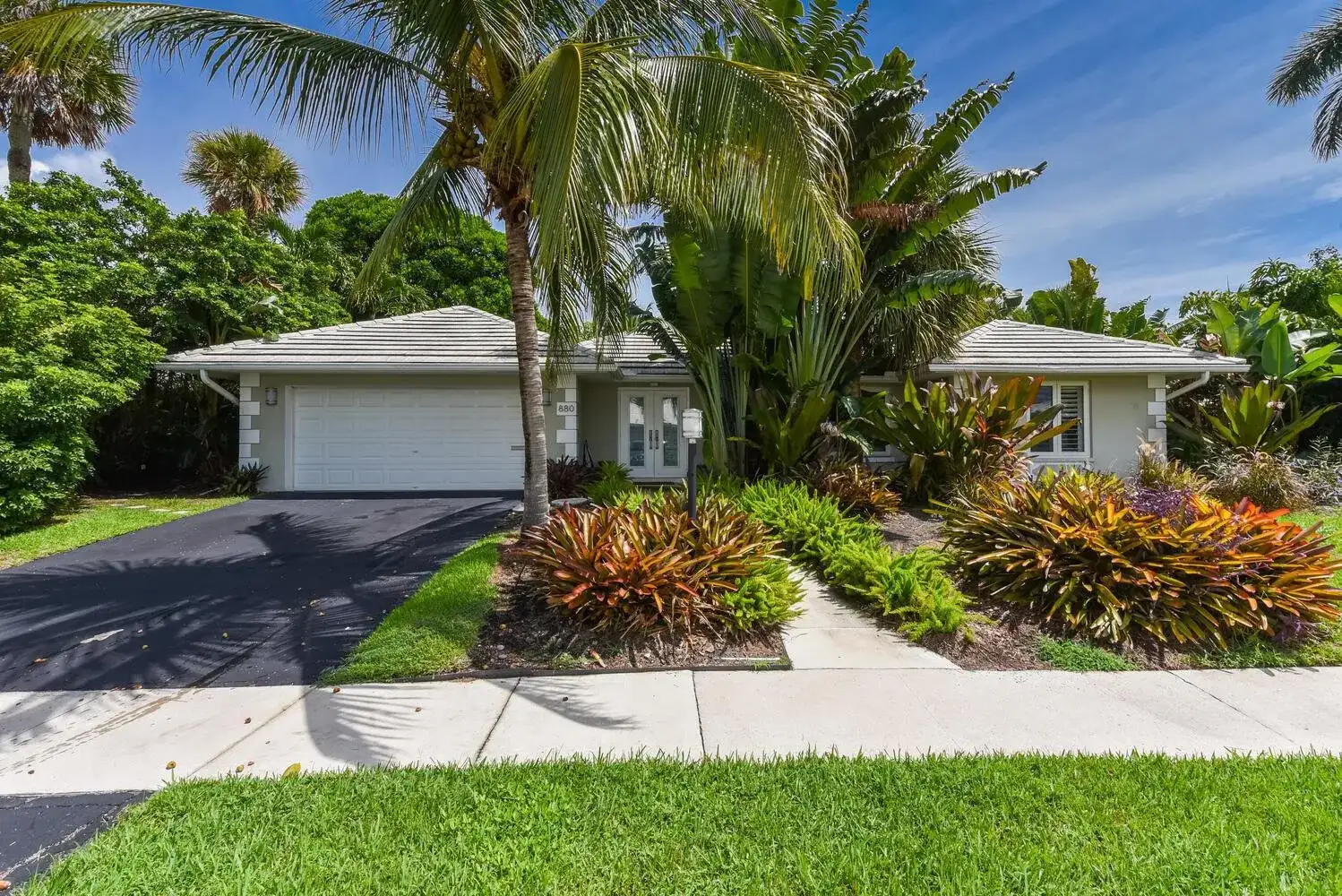 880 Hickory Terrace, Boca Raton FL 33486 photo 2