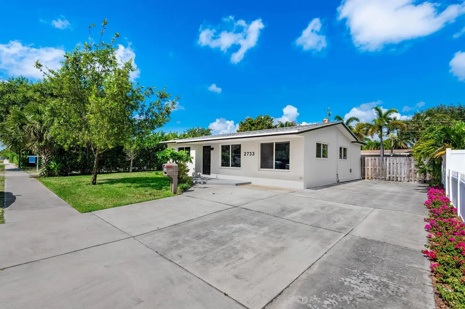 2733 NE 6th Avenue, Wilton Manors FL 33334 photo 3