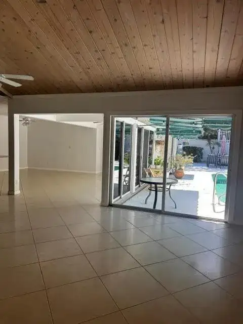 112 E Coral Fish Lane, Jupiter FL 33477 photo 3